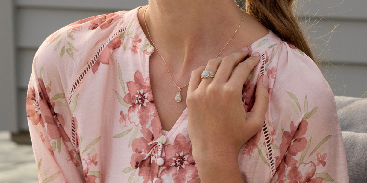 Prouds – Sparkle and Save Catalogue