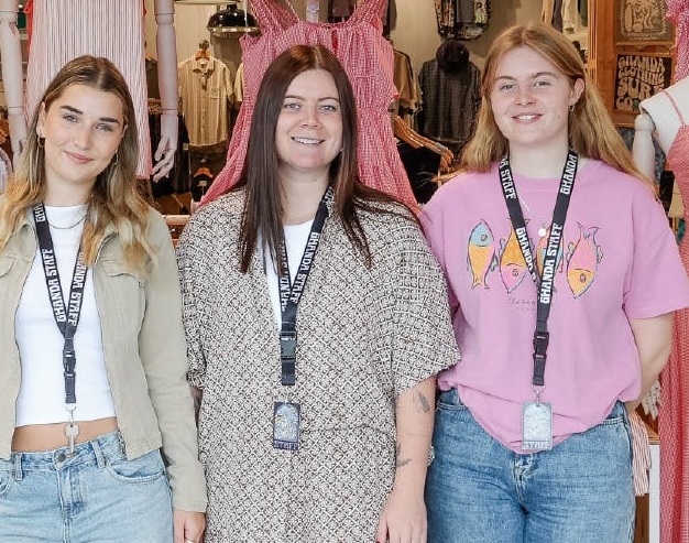 Seasonal Casual Sales Assistant